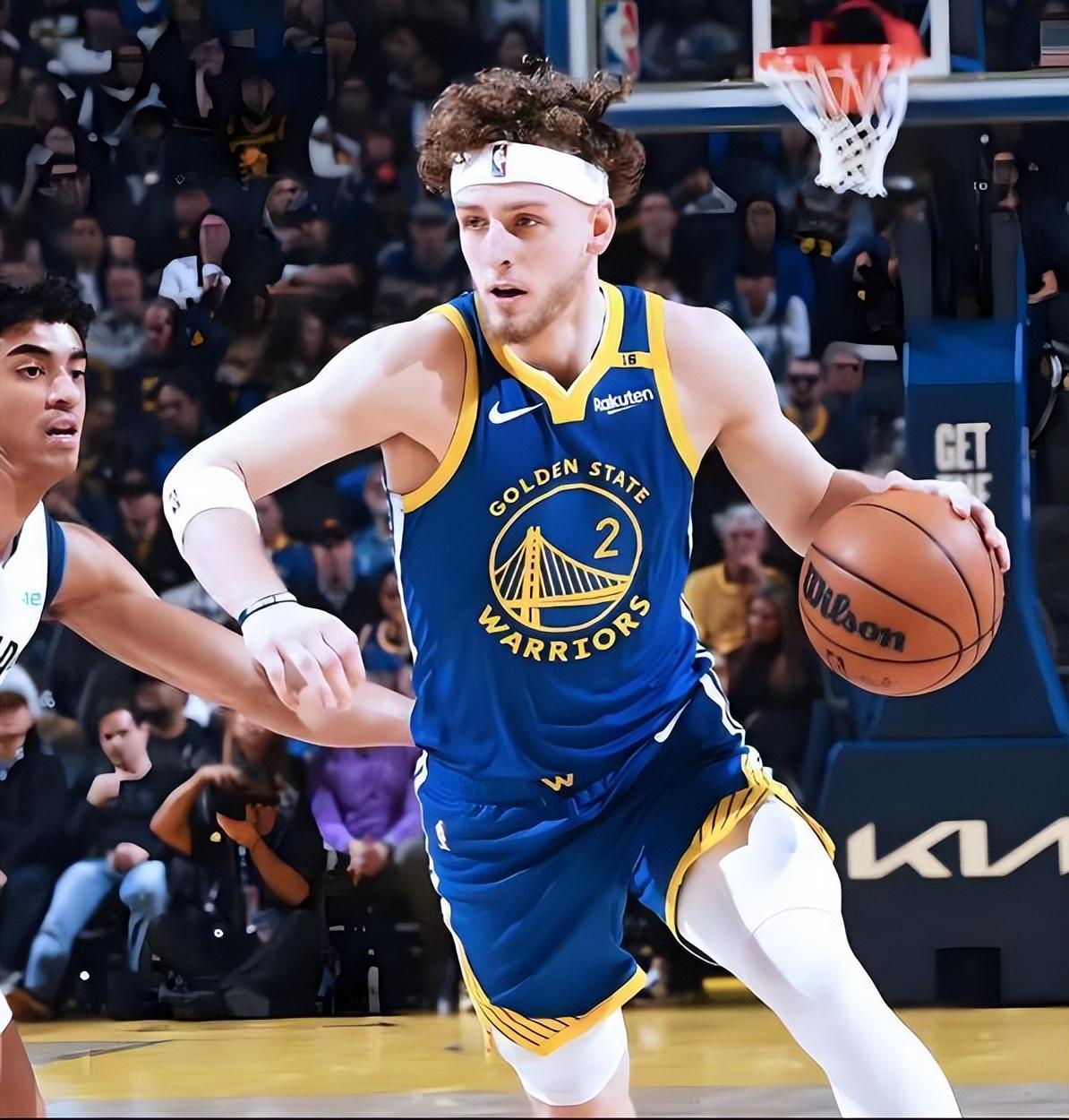 STAR SPORTS-勇士前途光明！，Rookie新星表现优异表现突出赛场气氛高涨(霹雳勇士之元气勇者翔天)